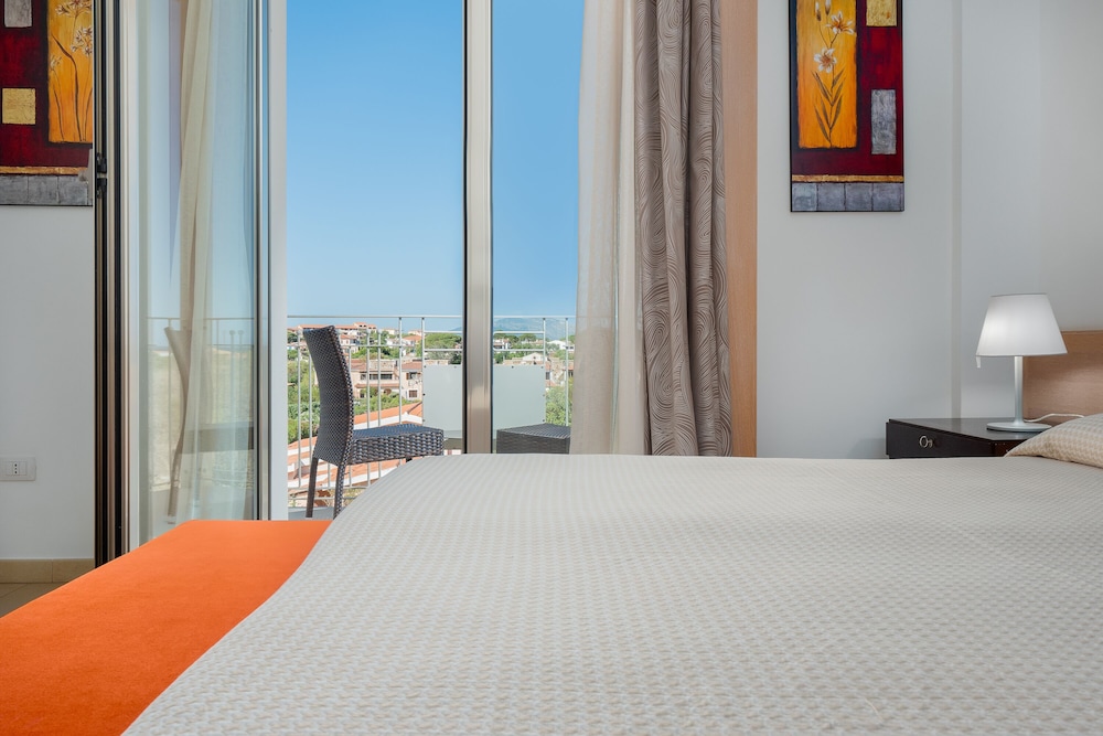 The Pelican Beach Resort & SPA - Adults Only 50/50