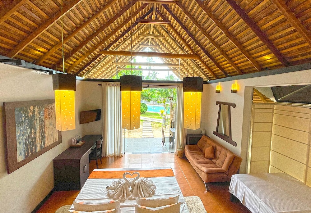 Blue Whale Beach Boutique Resort 12/29
