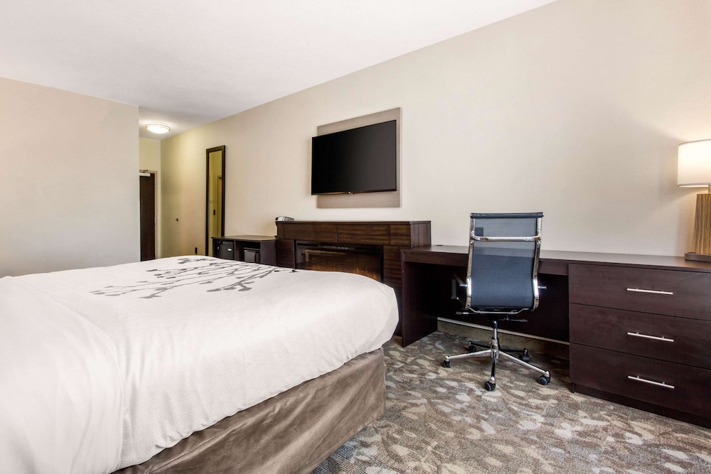 Sleep Inn Suites Middletown - Goshen 7/28