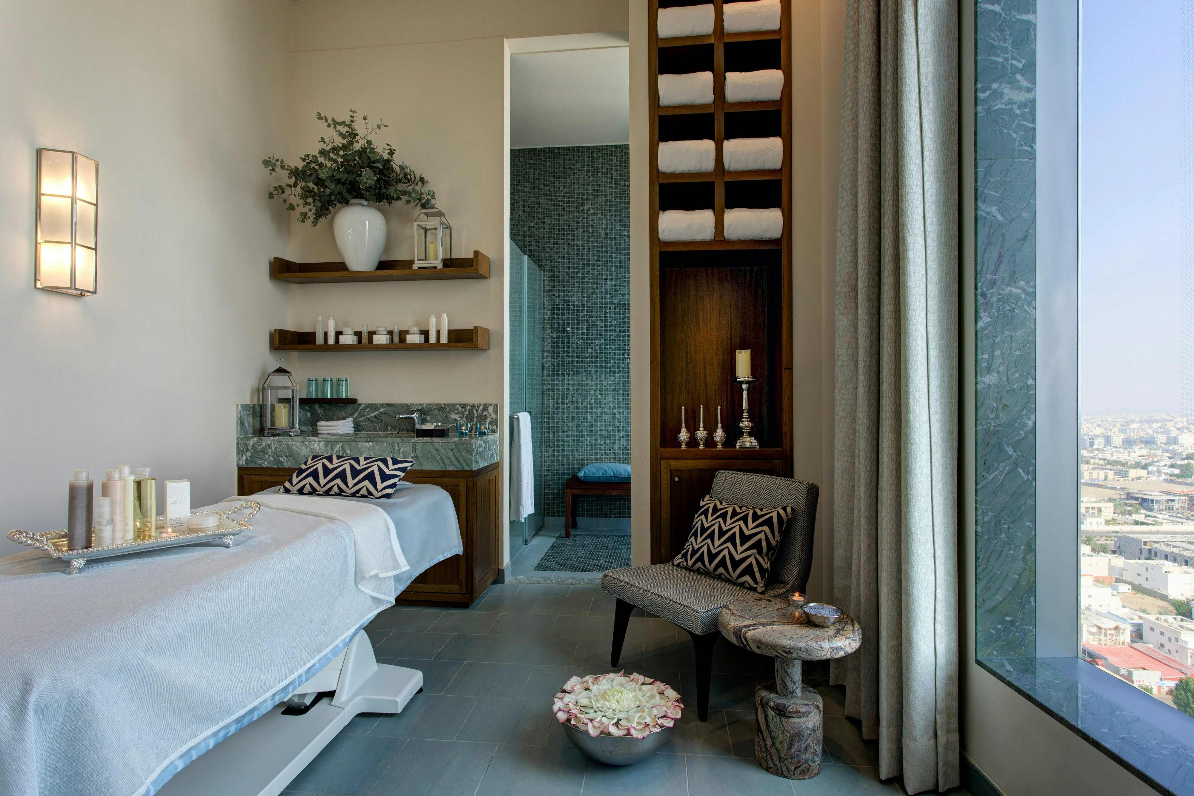 فندق ومنتجع أصيلة جدة(Assila, a Luxury Collection Hotel, Jeddah) 8/72