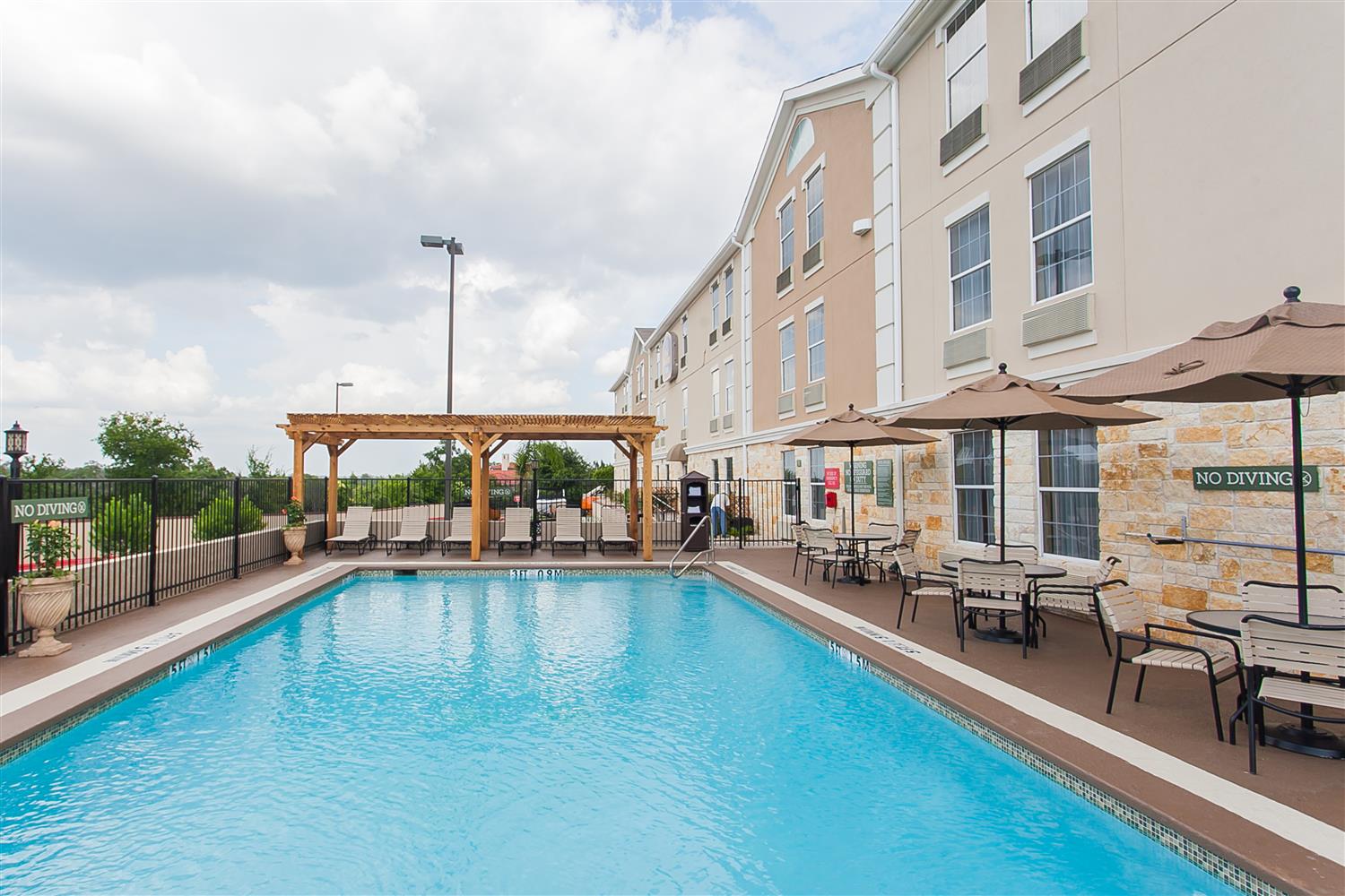 Best Western Plus Georgetown Inn and Suites 1/11