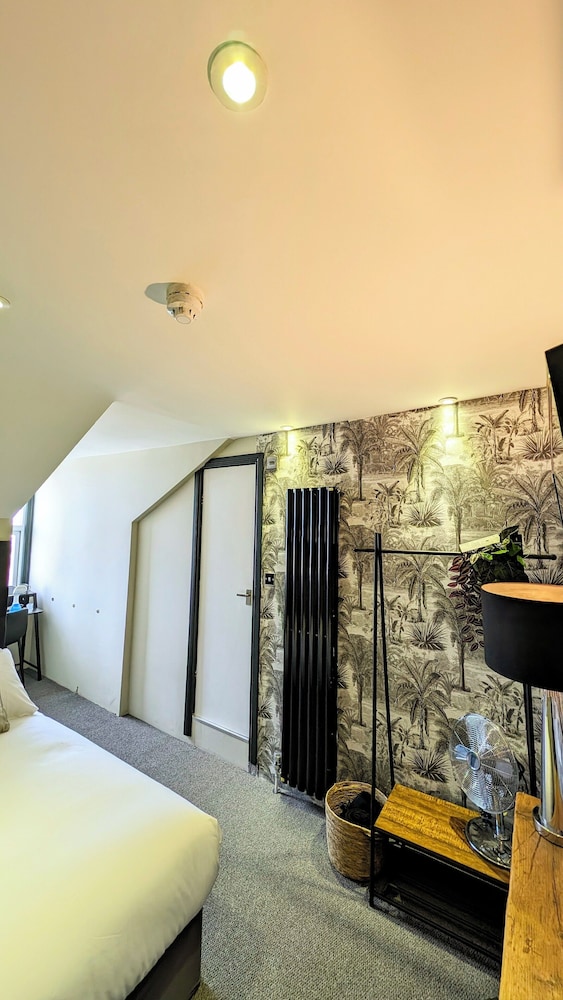 Westbourne 23/50
