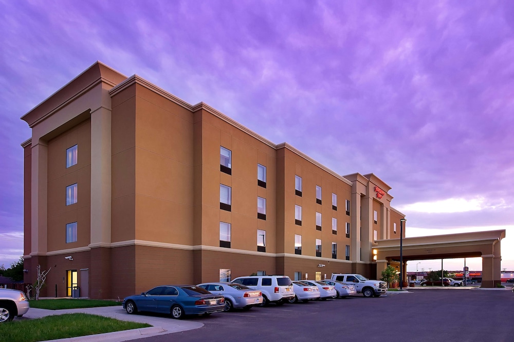 Hampton Inn Pampa 3/54