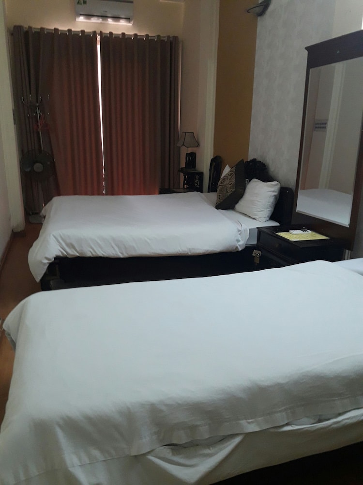 Hanoi Old Town Palace Guest House 27/45
