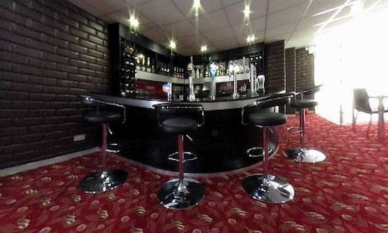 The Cambridge Hotel 35/40