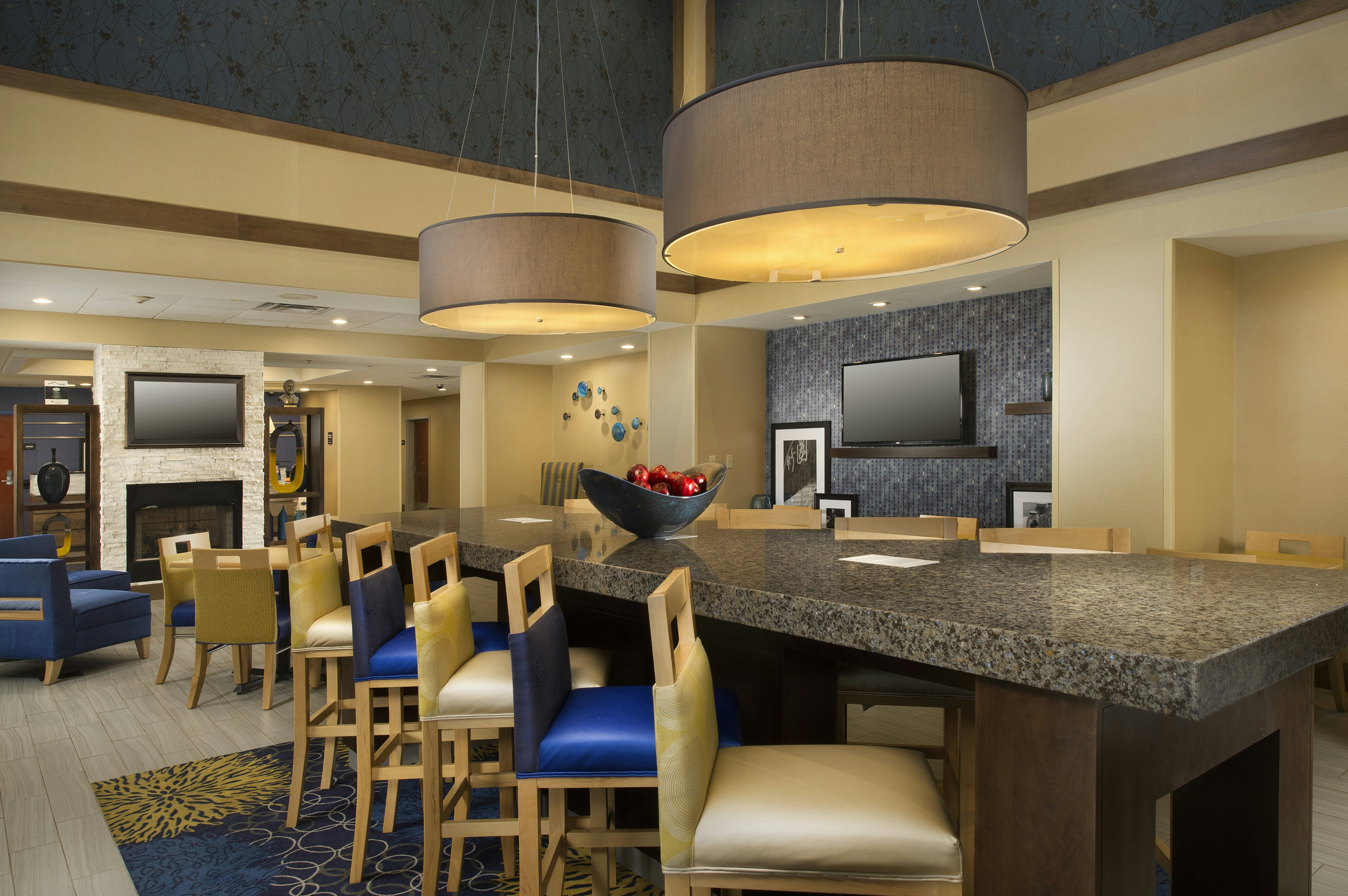 Hampton Inn Syracuse Clay 32/41