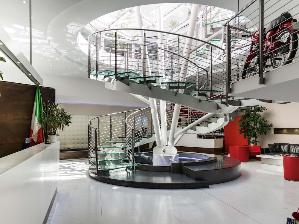 IBIS STYLES MILANO CENTRO 32/48