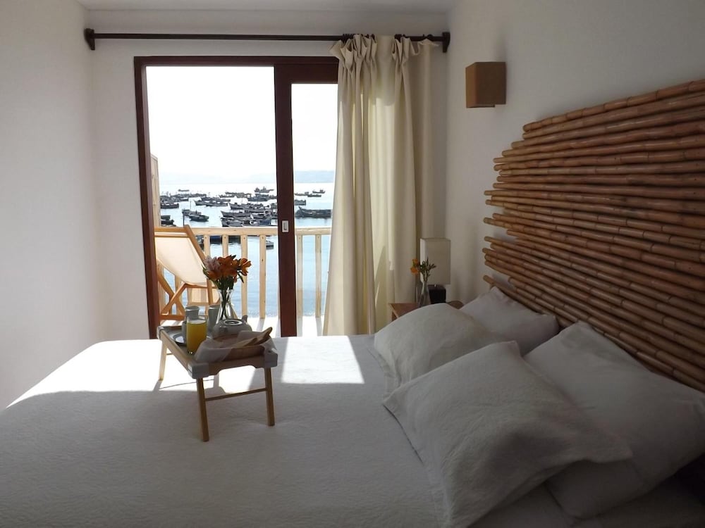 BAMBOO LODGE PARACAS 23/52