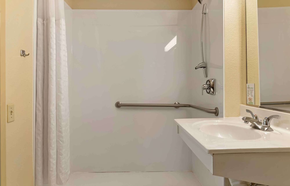 Extended Stay America - Detroit - Novi 29/36