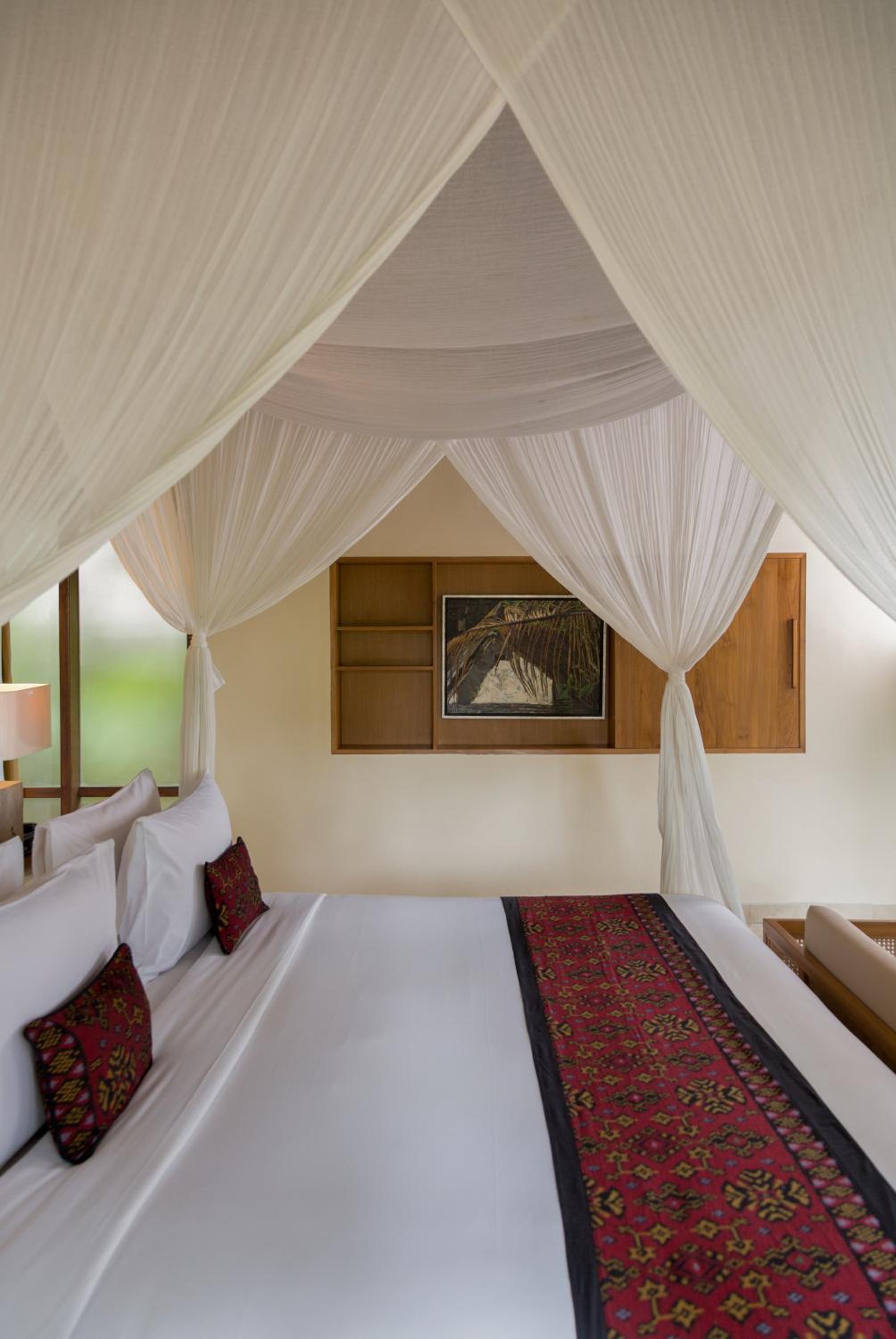 Pool, Courtyard, Villa, King Bed