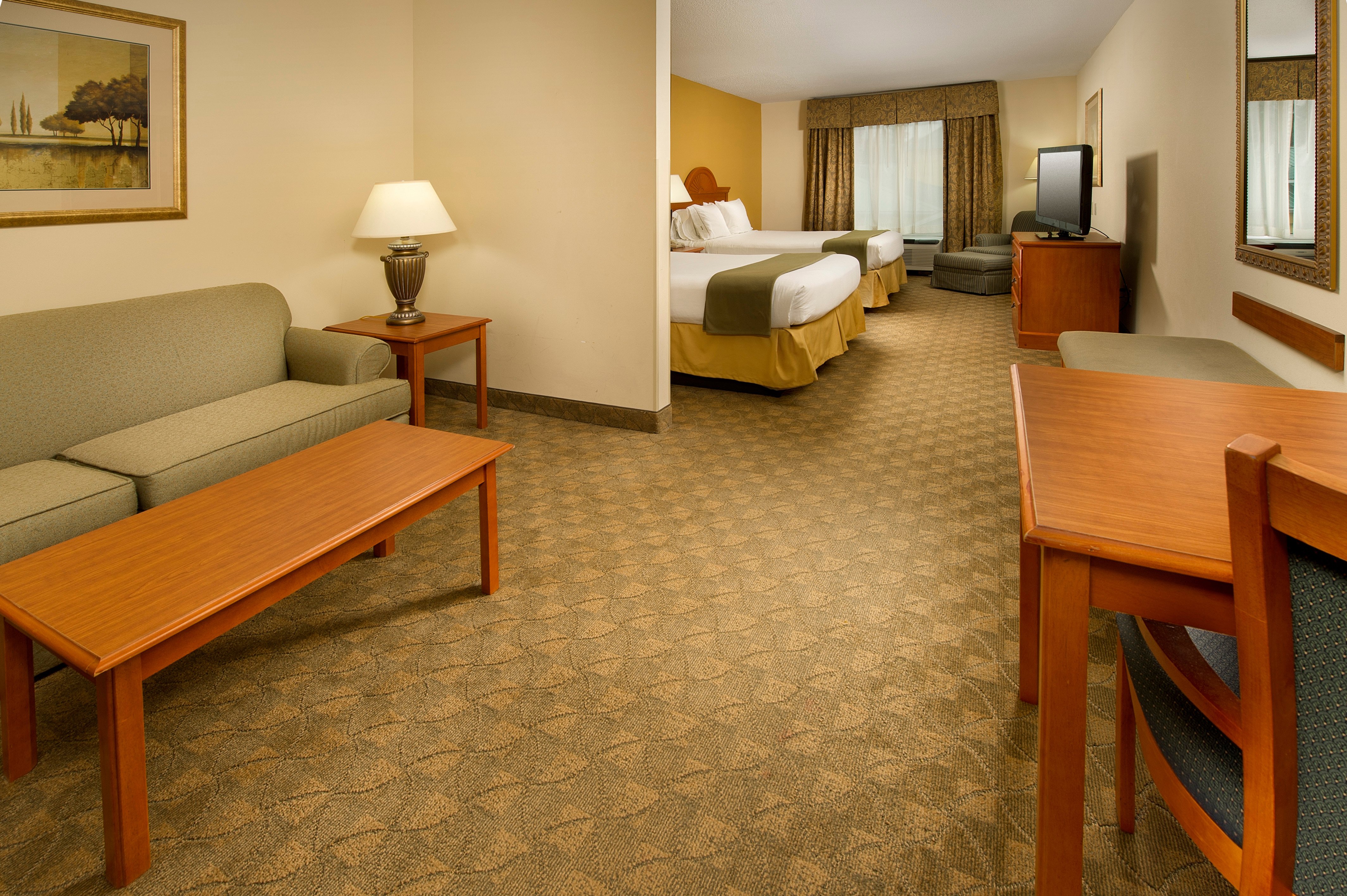 Holiday Inn Express & Suites Lenoir City (Knoxville Area) 20/25