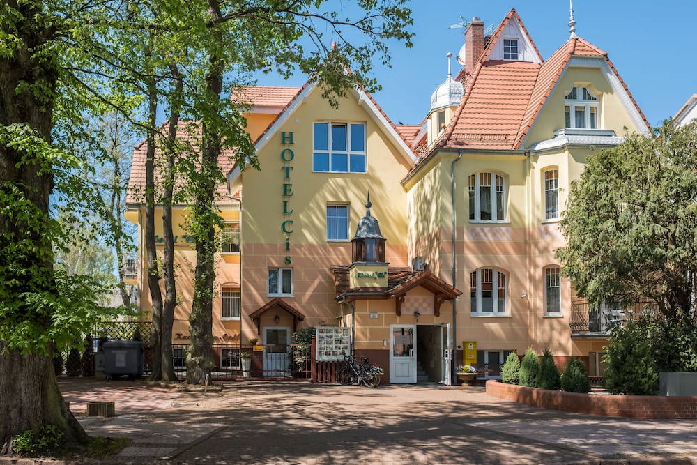 Hotel Cis W Swinoujsciu 36/43