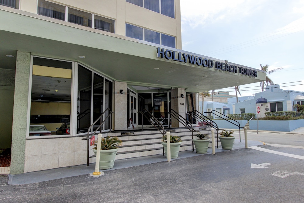 Hollywood Beach Tower 62/71