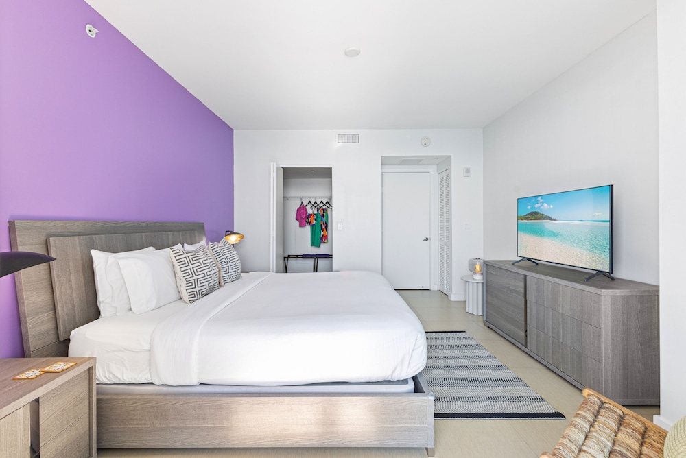 1 BEDROOM, DELUXE, APARTMENT, OCEAN VIEW, CORNER