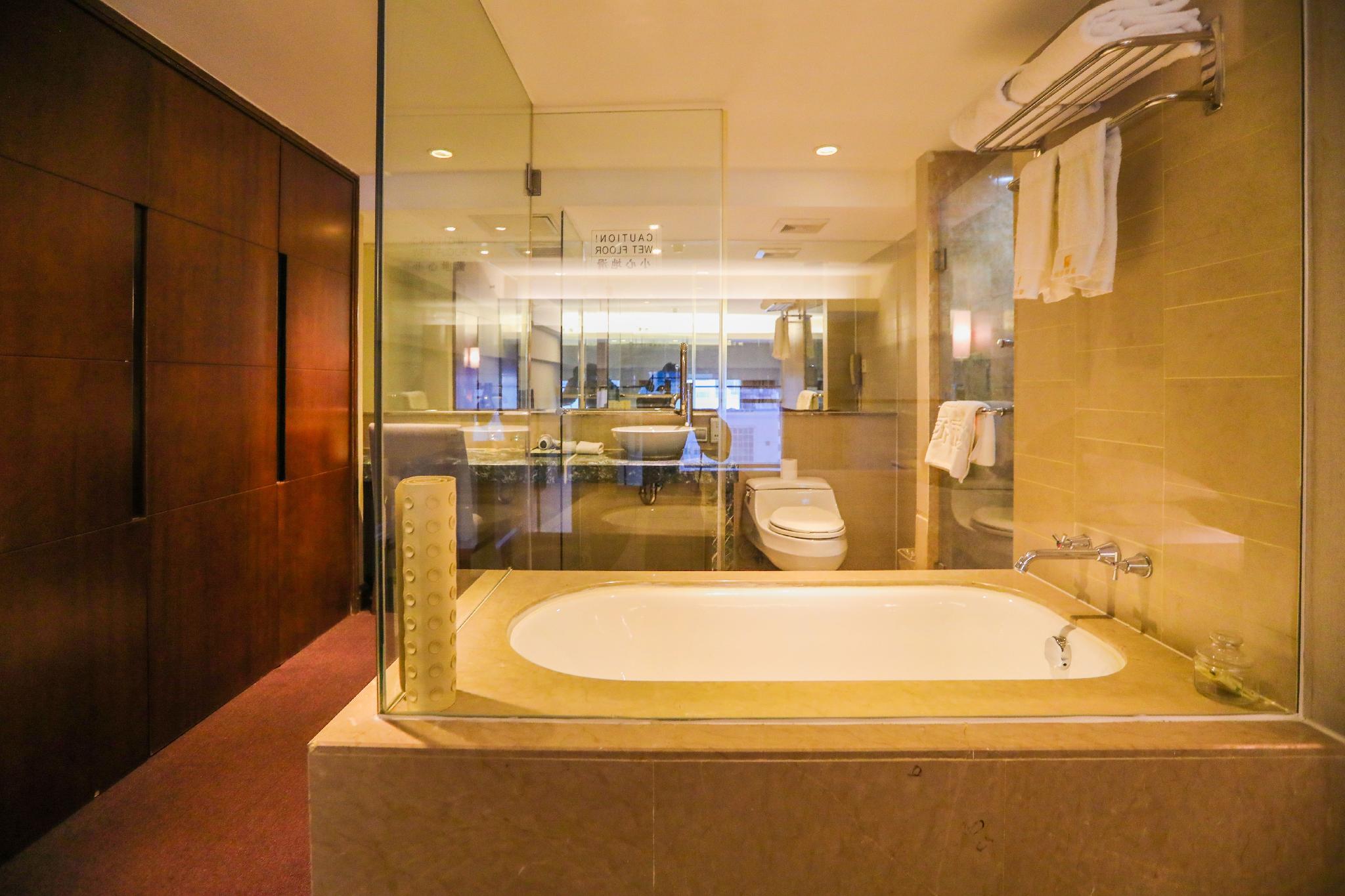 Beijing Chateau de Luze Hotel 20/20