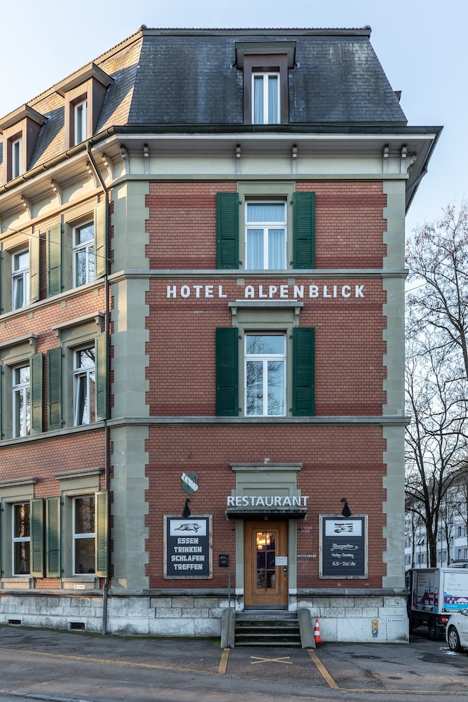Hotel Alpenblick 4/69