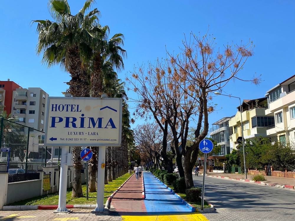 Prima Hotel 60/70