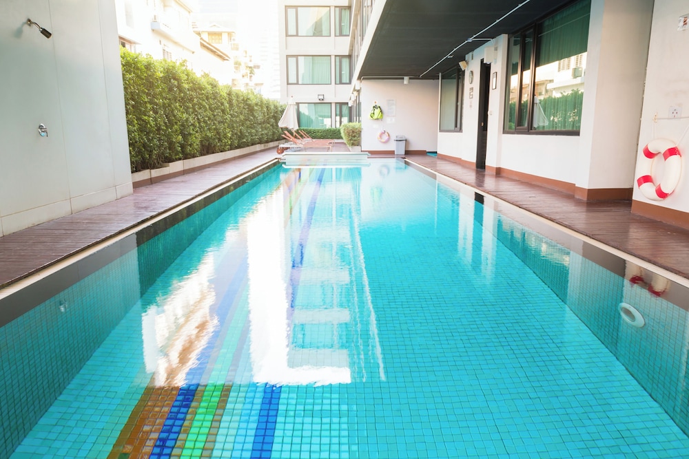 Vic3 Bangkok Hotel 41/74