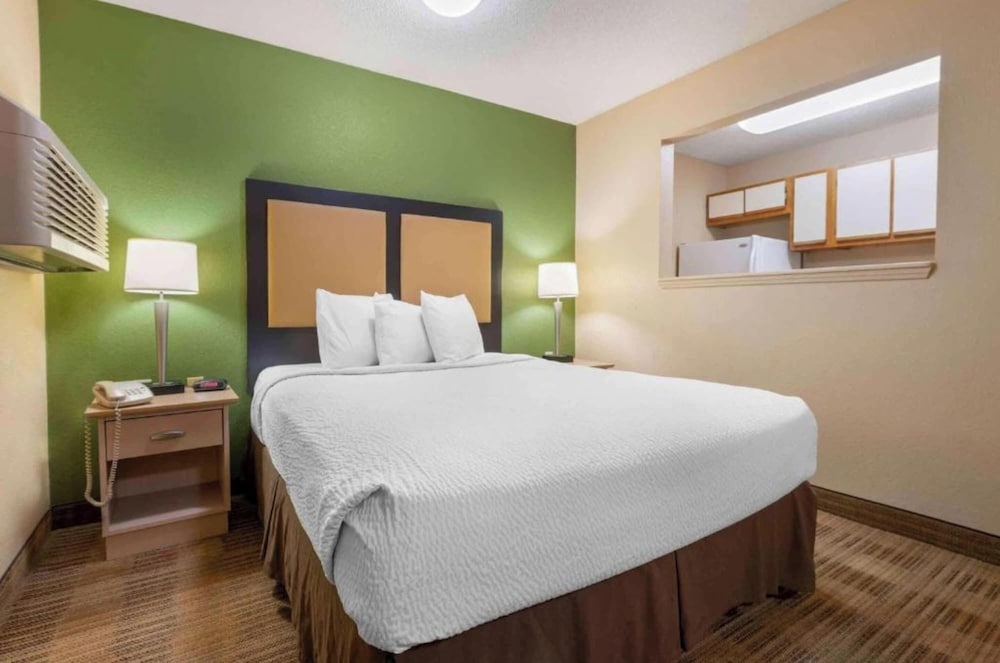 Studio6 Suites Charlotte, NC - Tyvola Rd/Executive Park 19/50