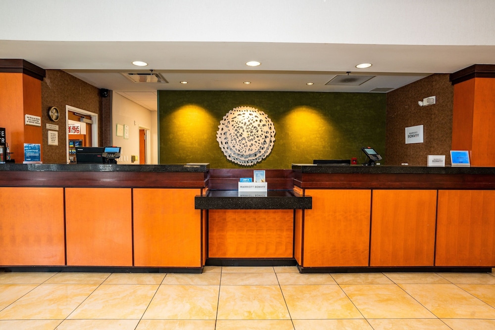 Fairfield Inn Suites San Antonio Downtown Alamo Plaza 5/50