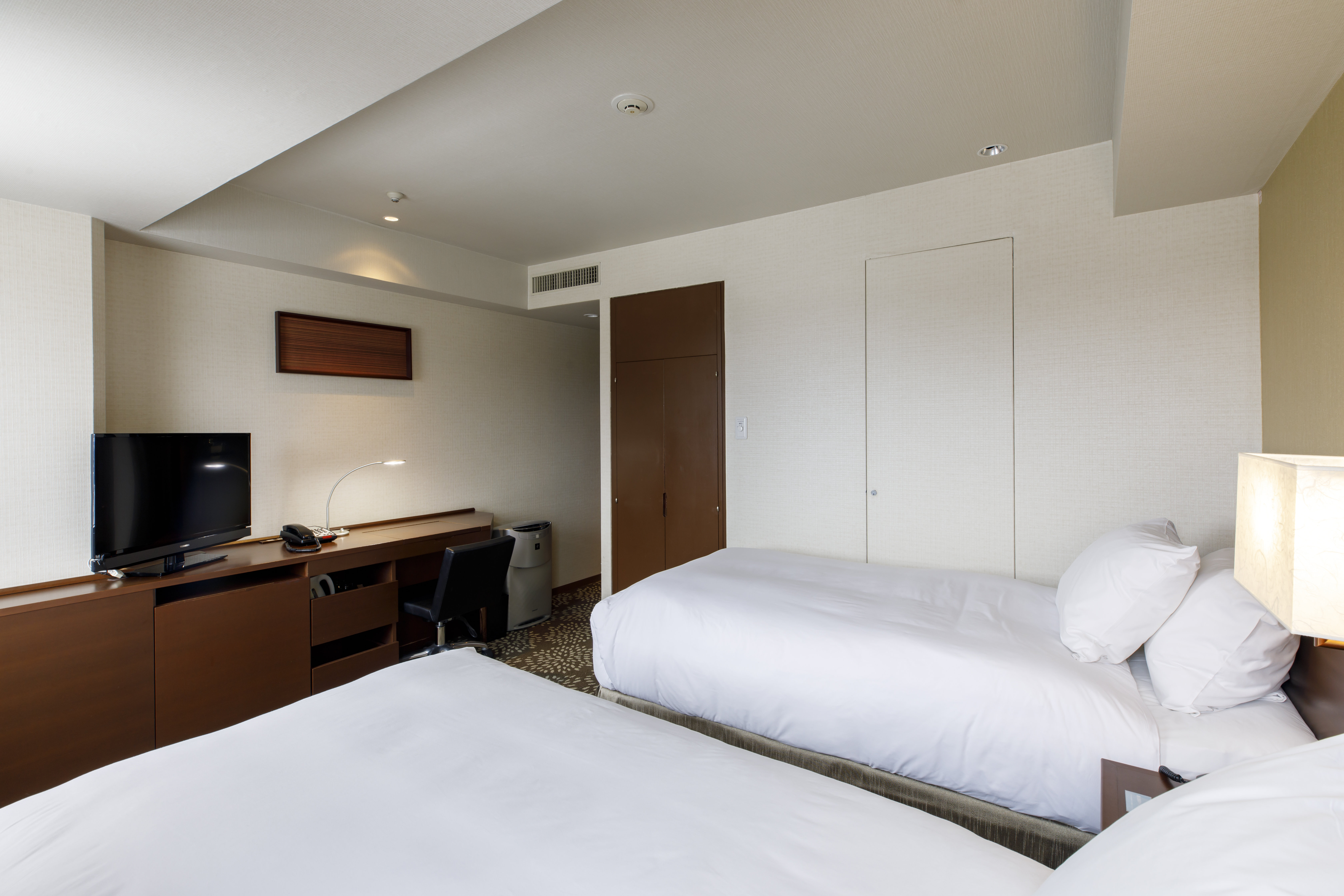 Standard, Twin Beds
