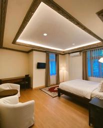 جناح بسرير كينج، Grand Situ Buleud Hotel 2/2