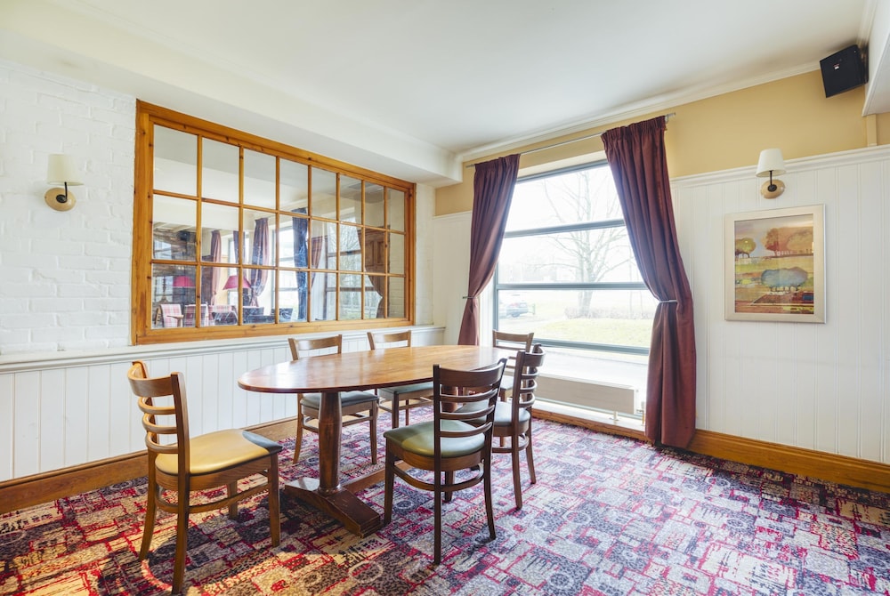 Premier Inn Andover 42/57