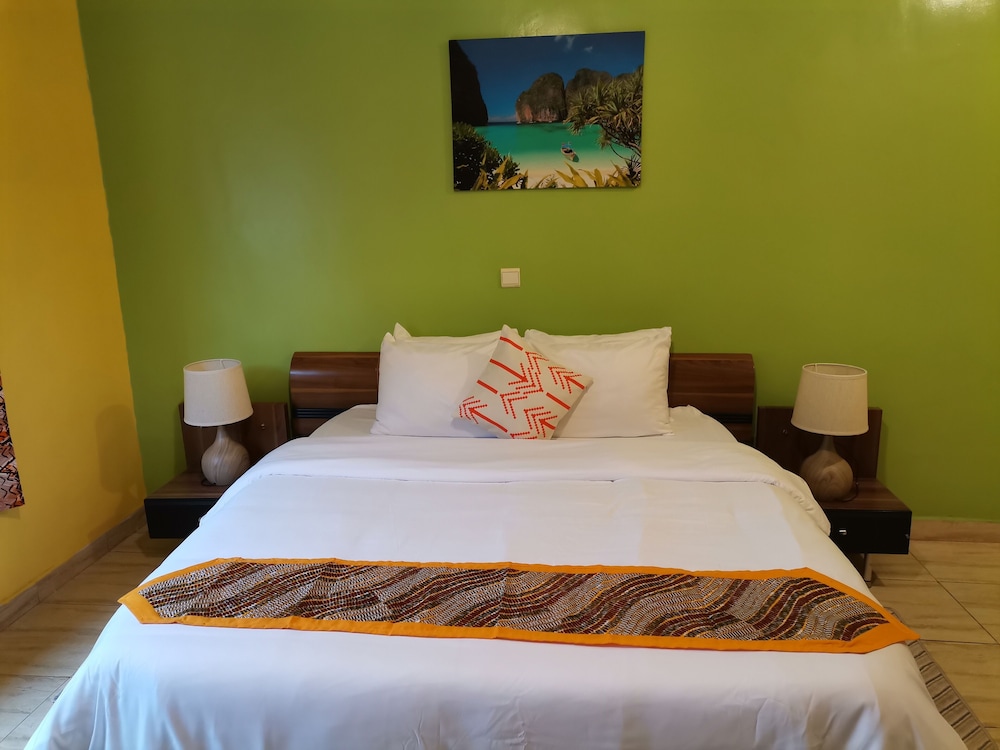 Yambi Guesthouse 16/50