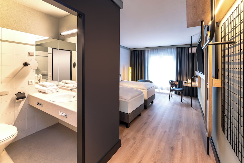 Radisson Hotel Dusseldorf City Center 65/65