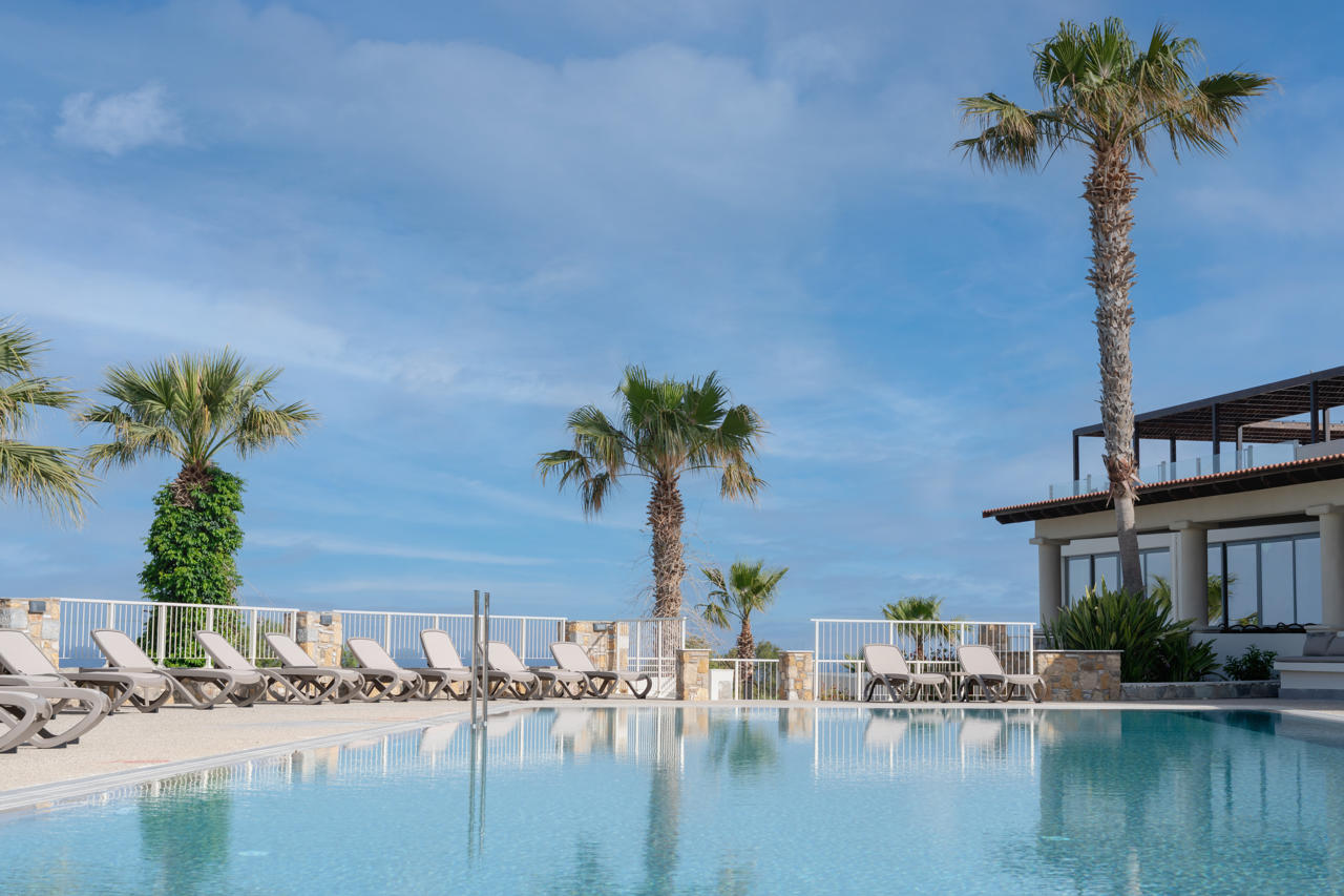 Kouros Palace Active Lifestyle Hotel 151/157