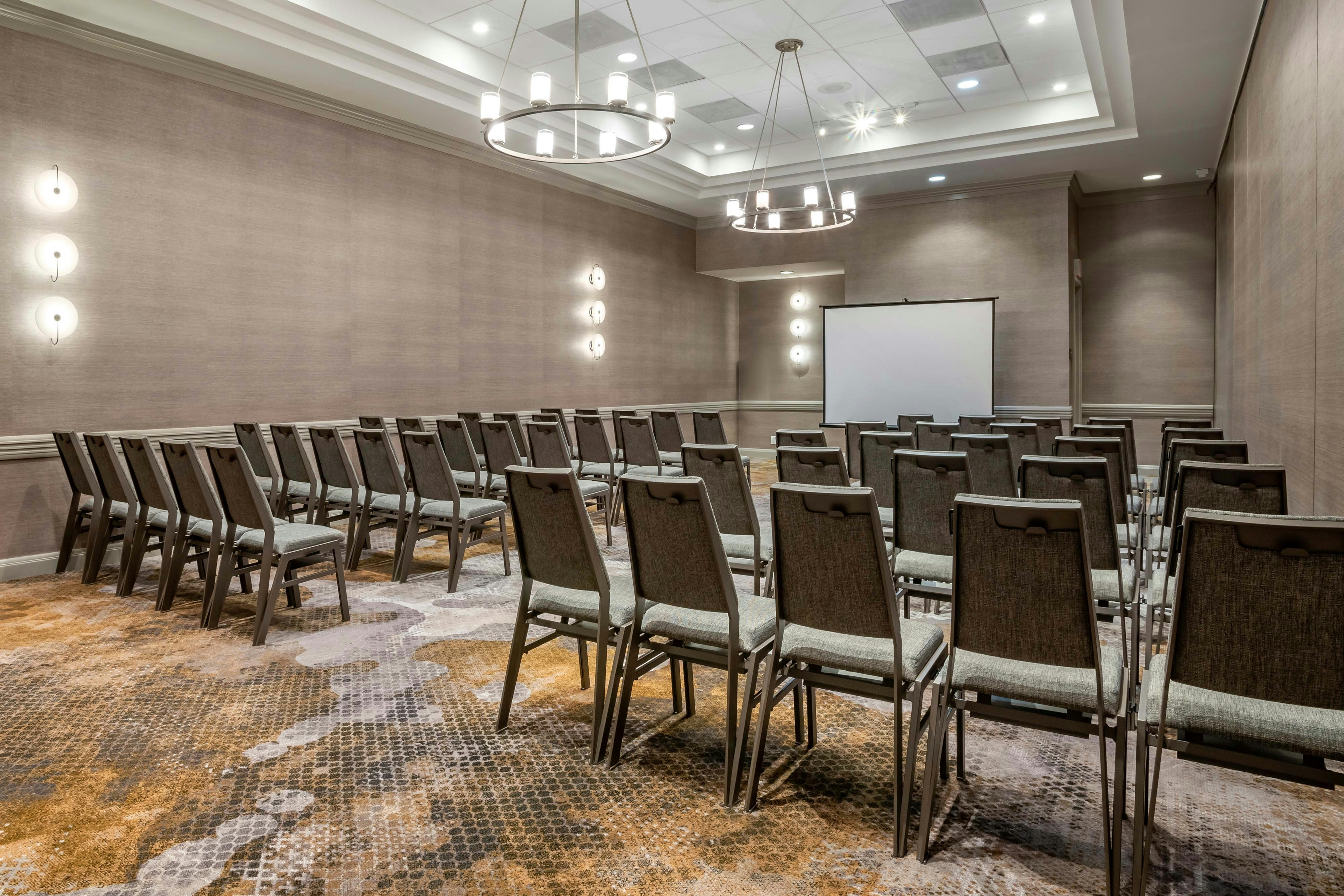 Sheraton Suites Wilmington Downtown 46/55