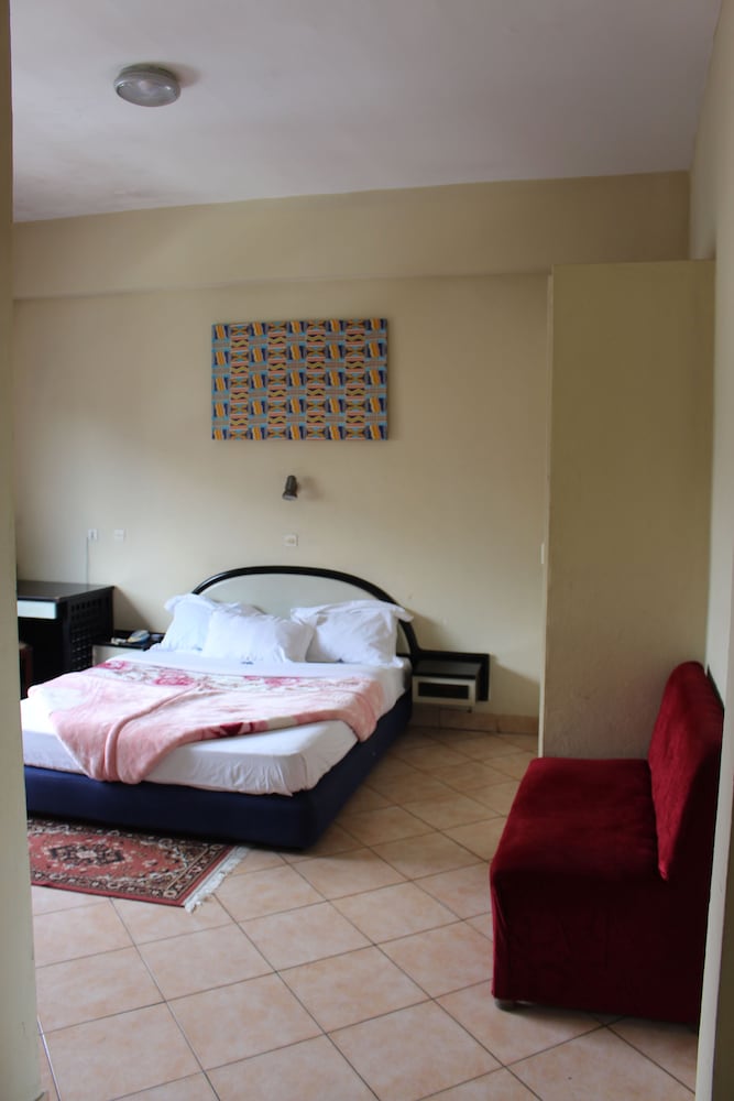 Hotel Beausejour Mirabel 6/27