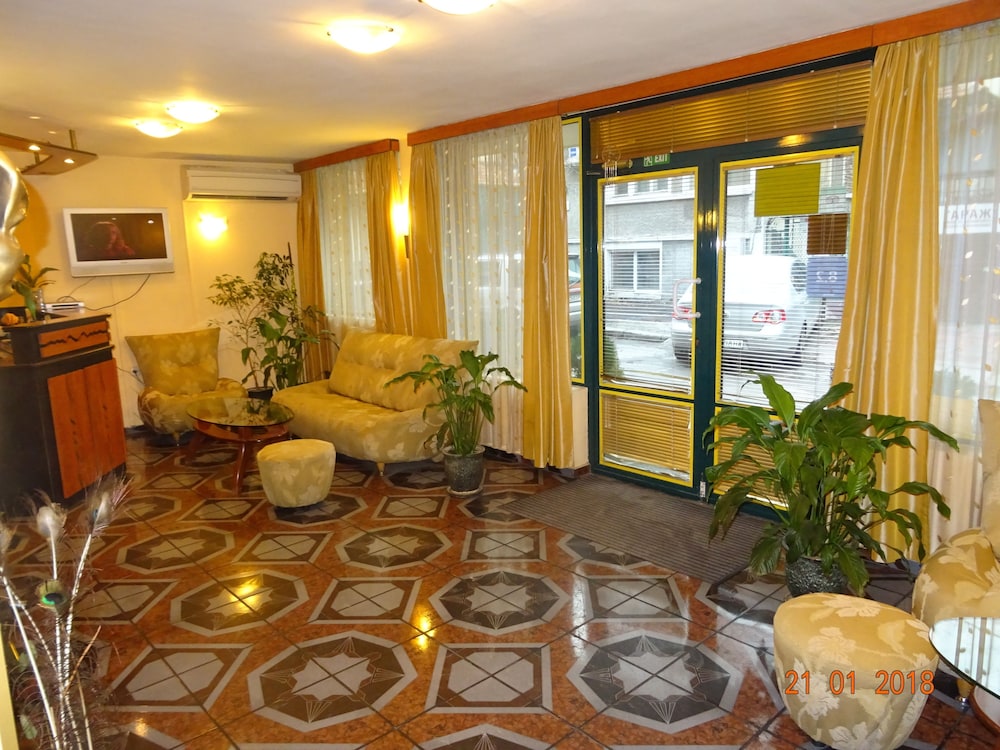 Hotel Color Varna Center 31/54