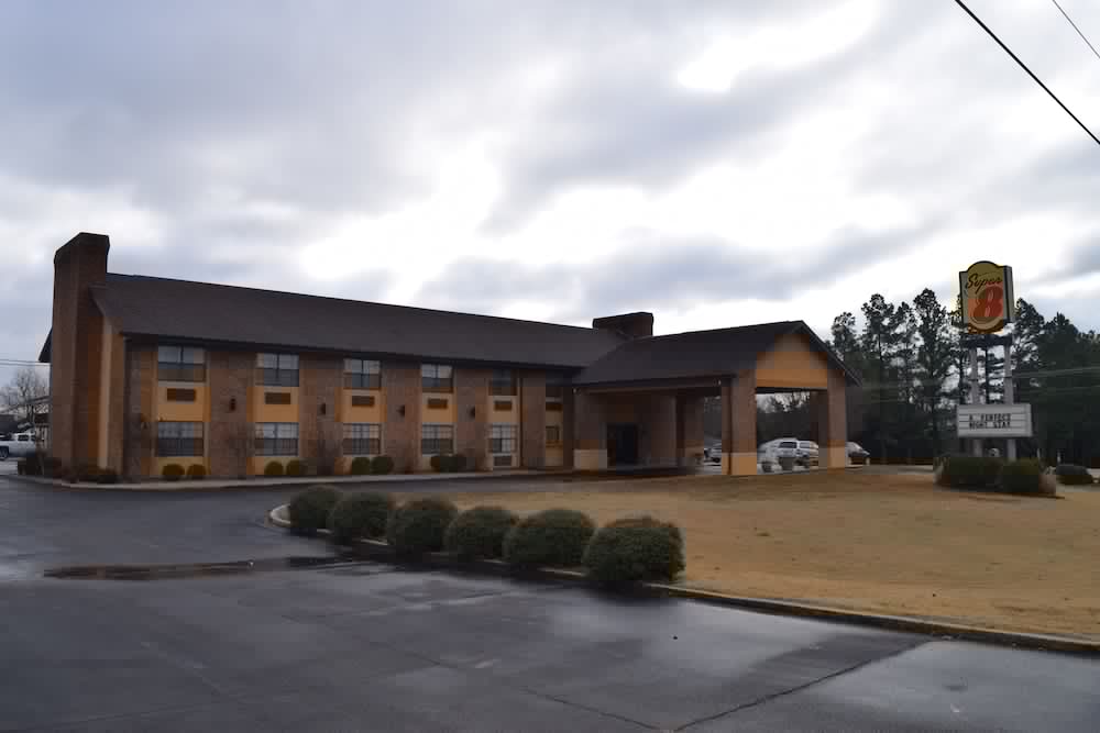 Super 8 by Wyndham Paragould 1/50