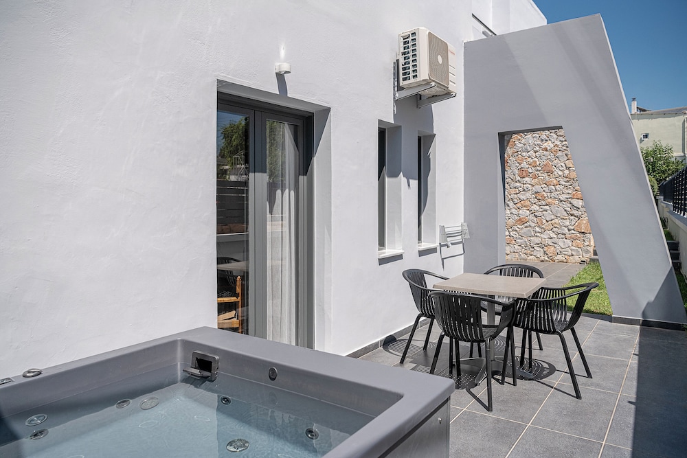 Nontas Hotel Apartaments 36/62