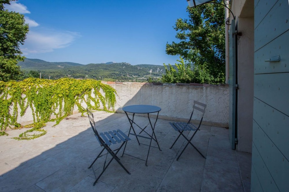 Domaine de la Font des Peres 42/50