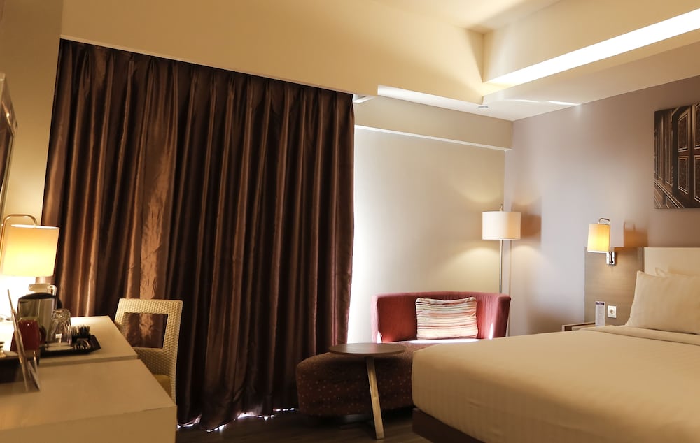 Mercure Padang 16/52