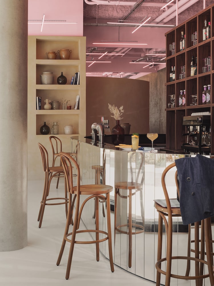 Okko Hotels Paris La Defense 39/51