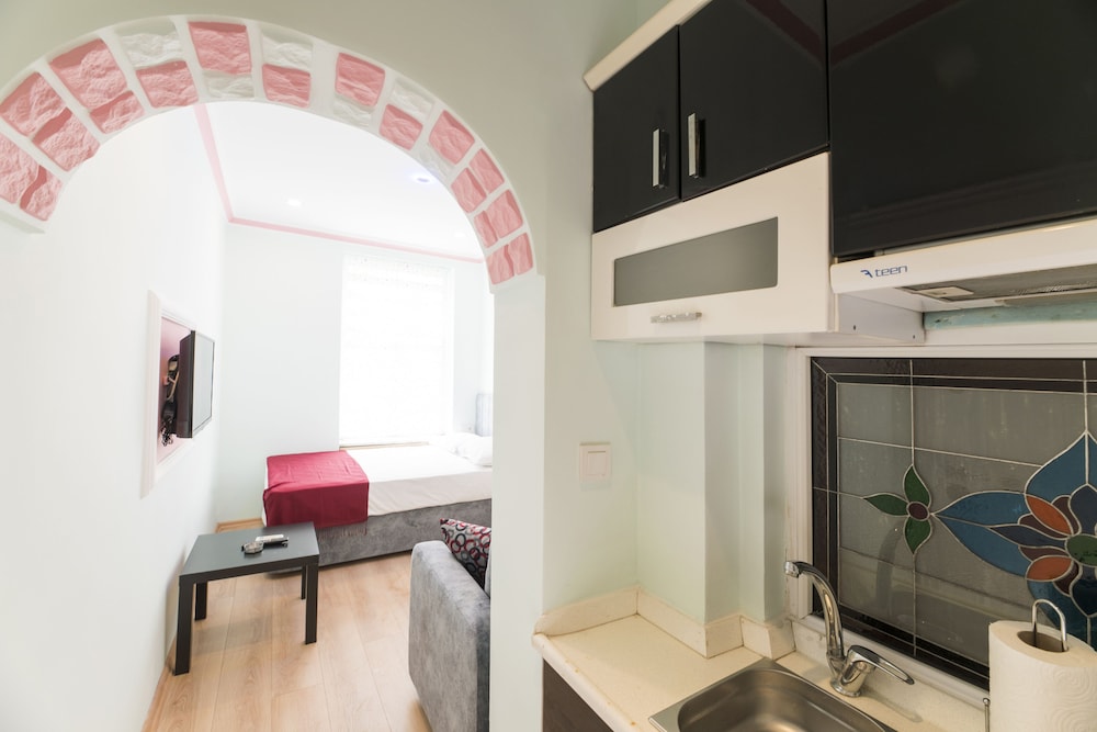 Taxim Elegance Suites 9/50