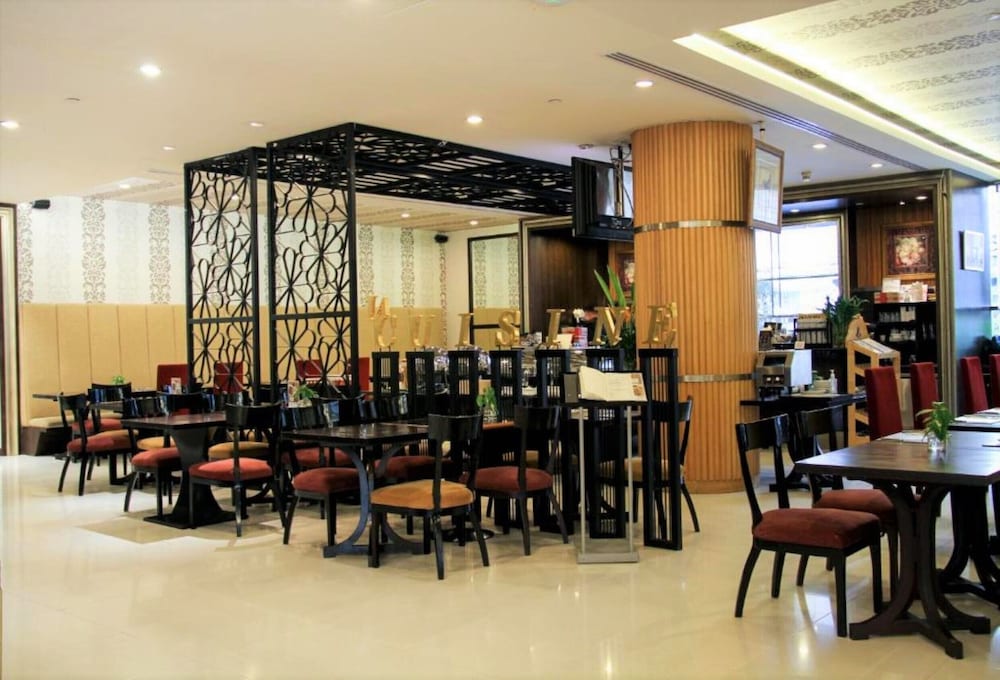 FuramaXclusive Sukhumvit 50/61