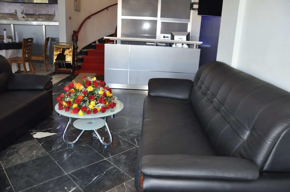 North Addis Hotel 24/42