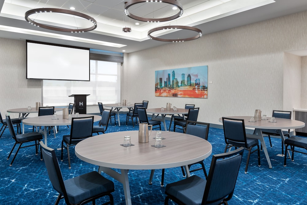 Hyatt House Tampa Airport Westshore 30/43