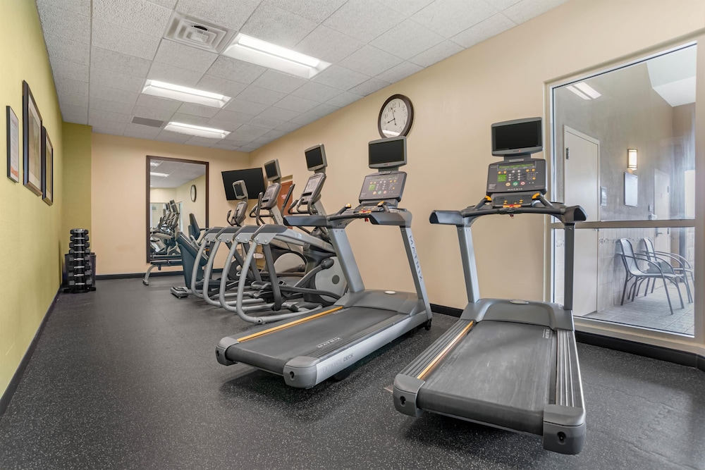 DRURY INN AND SUITES BATON ROUGE 24/50