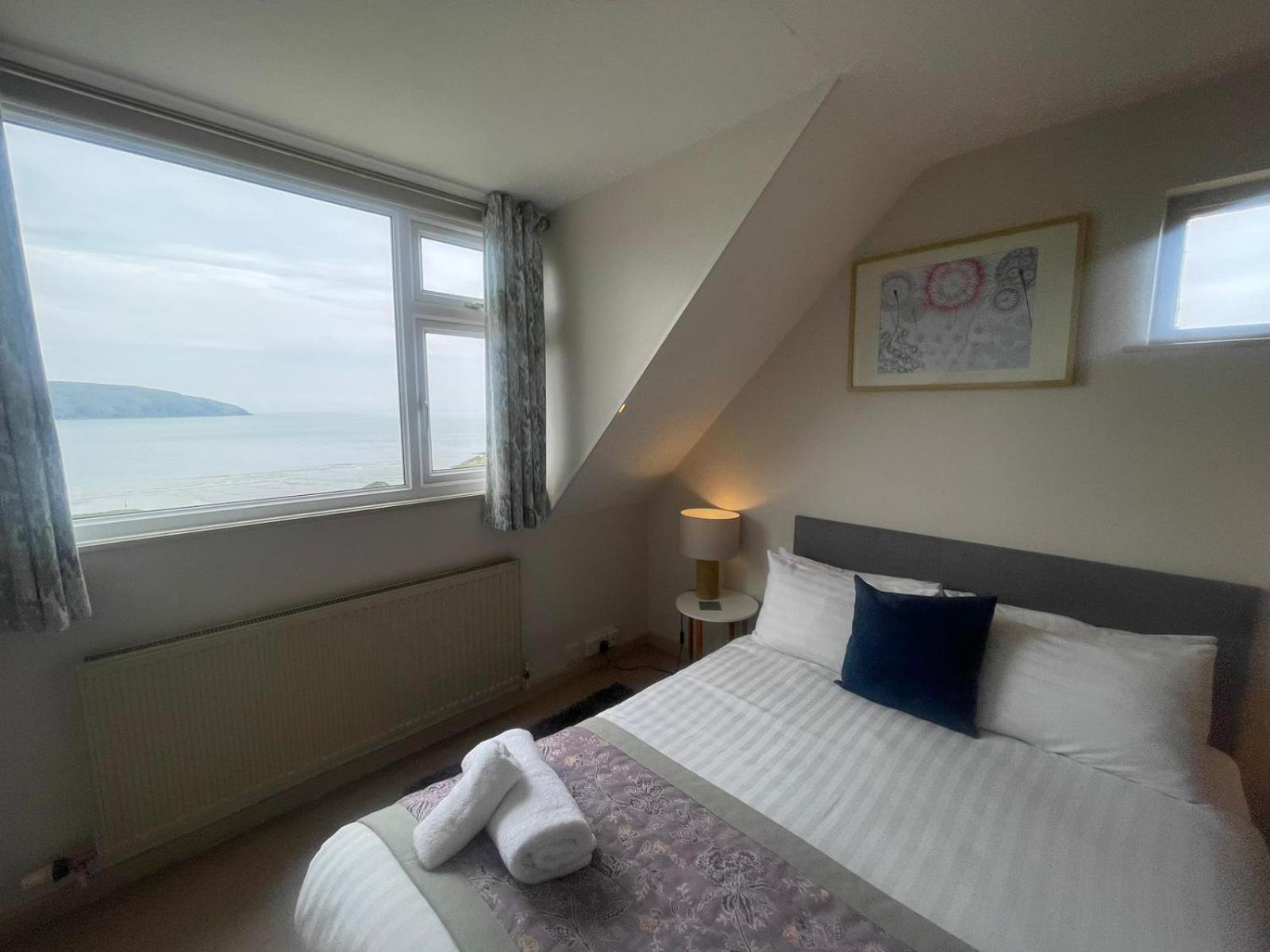 1 Bedroom, House