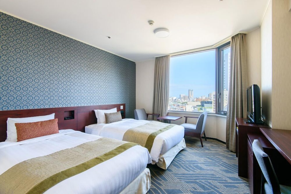 Kanazawa Tokyu Hotel 12/50