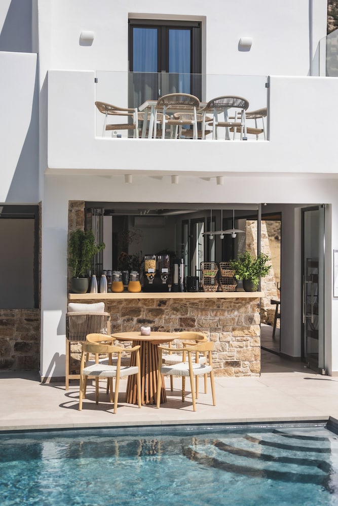 Axopetra Boutique Hotel 13/124