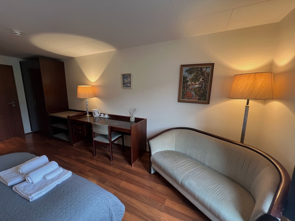 Engimýri Guest House 36/50