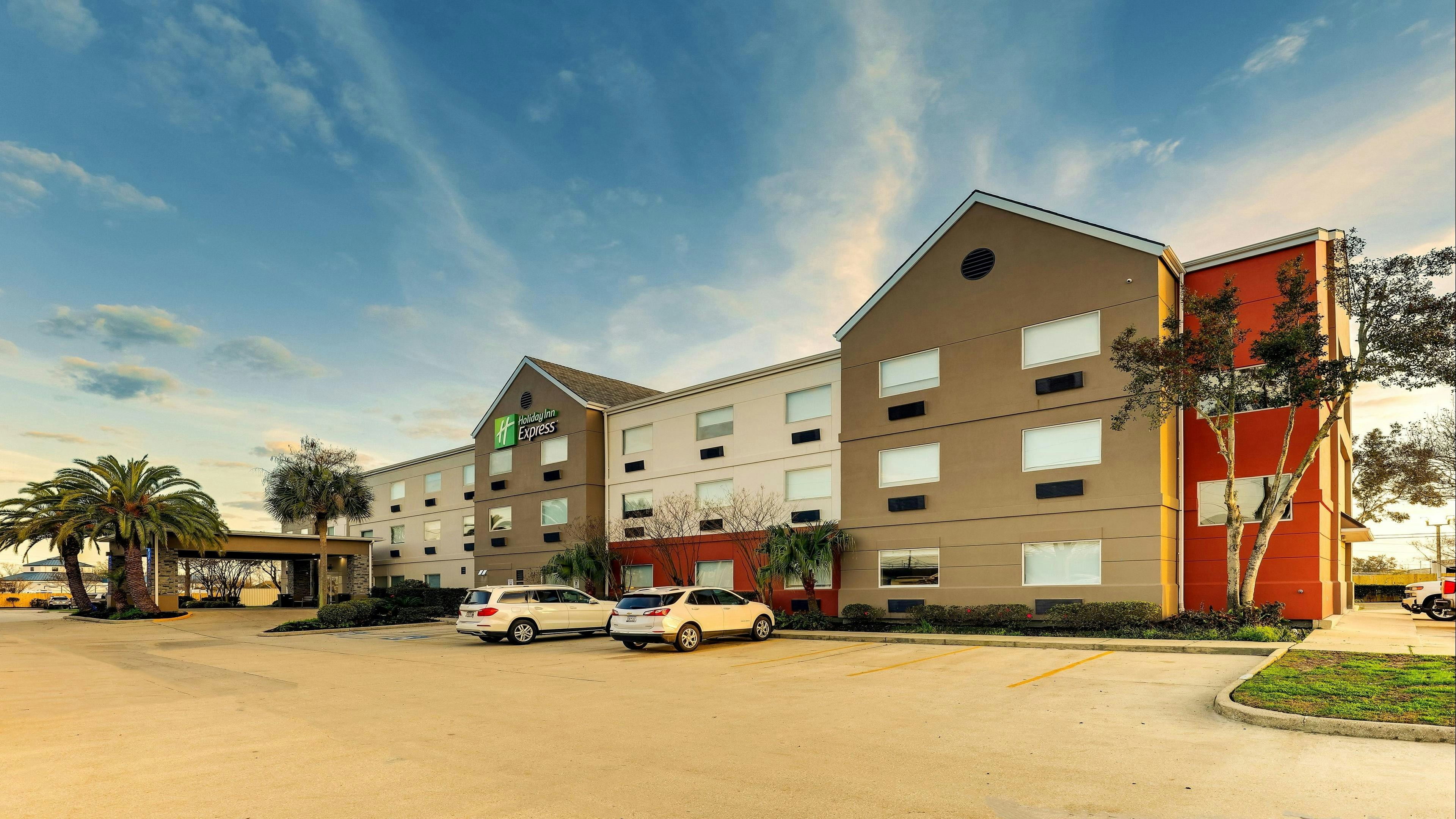 Holiday Inn Express Kenner New Orleans Airport an IHG Hotel 39/50