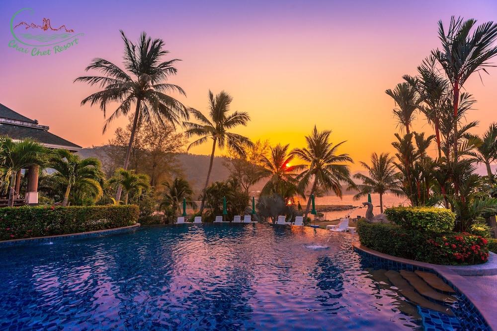 Chai Chet Resort 56/60