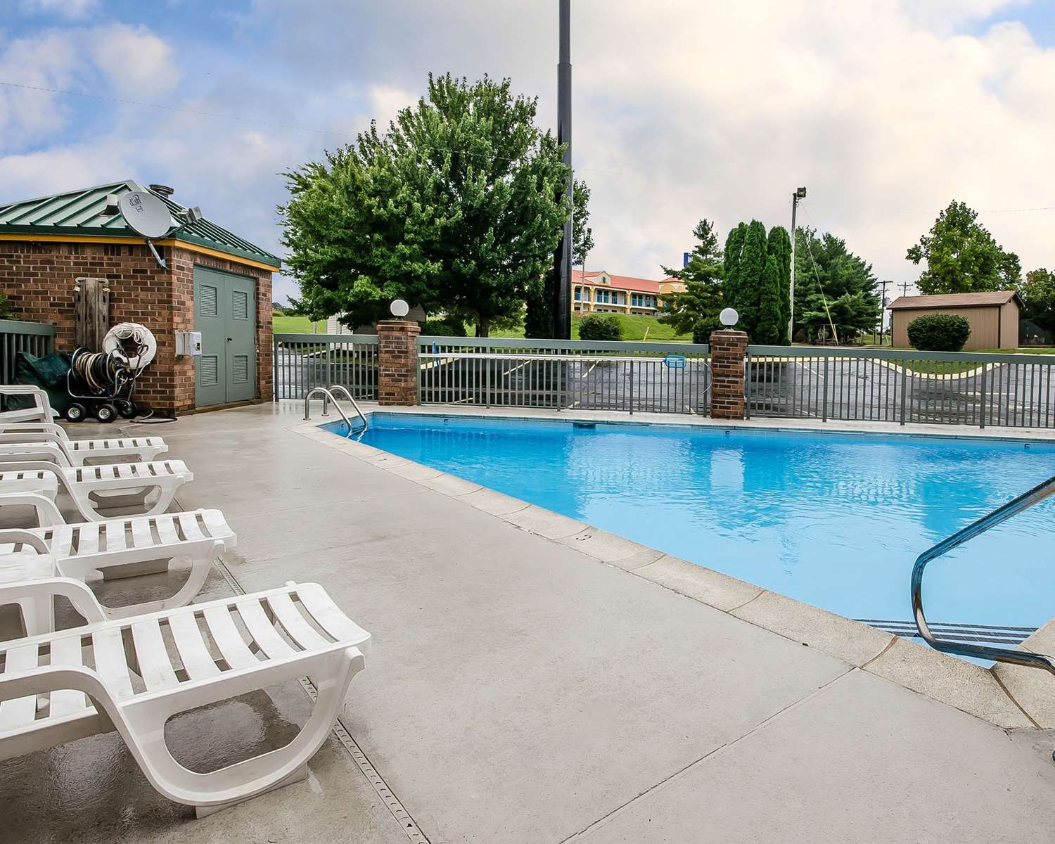 Quality Inn Franklin South 30/30